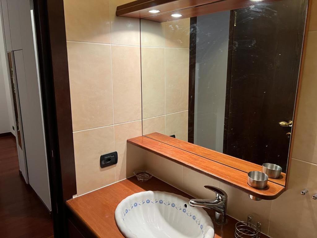 Residenza Palace Caffe Venezia Lugano Buitenkant foto